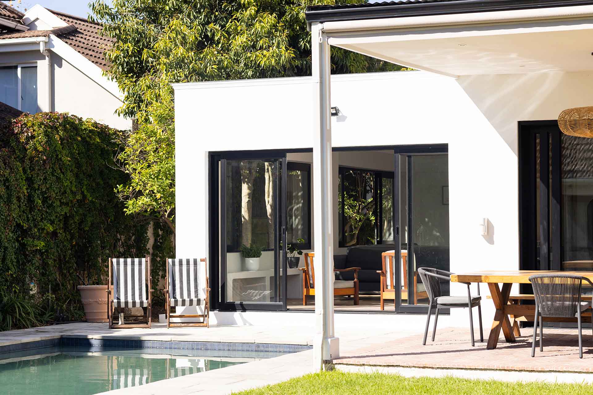 Tipe 3 – Deluxe (AC + Furnished)